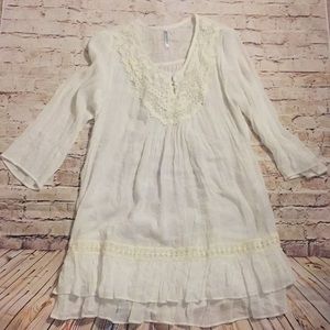 Monoreno Embroidered Tunic